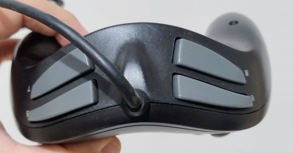 Controle preto Genius USB - Imagem 2